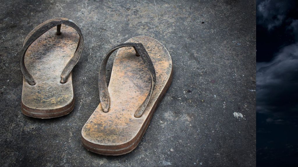 sapne mein chappal chori hone ka matlab
